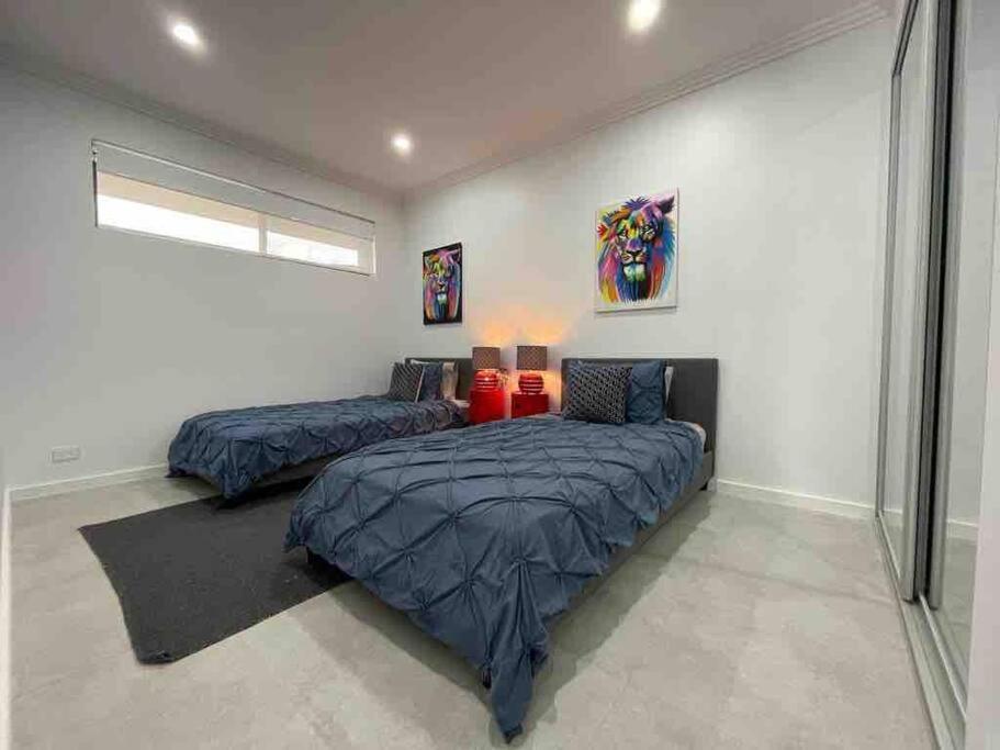 Neat 4 Bedroom In Catherine Fields Narellan Bagian luar foto